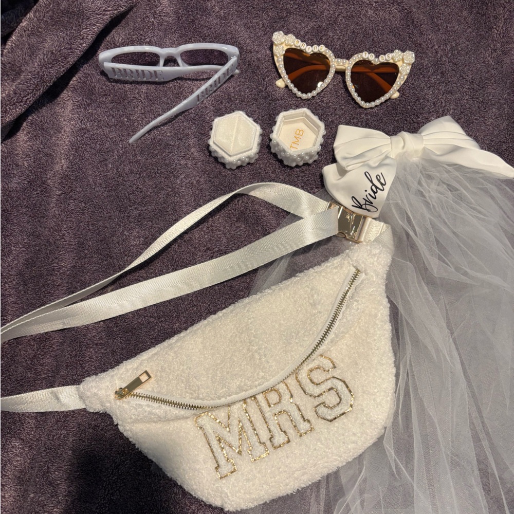 Bridal accesories bundle